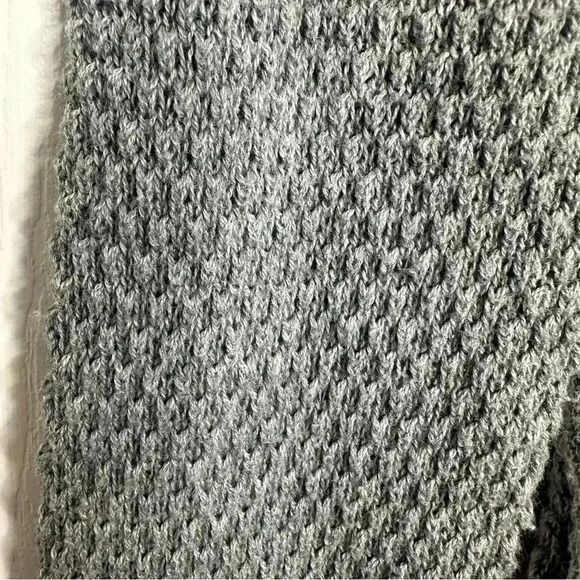 Old Navy Sweater Cable Knit Grey Size Extra Small - Picture 12 of 16